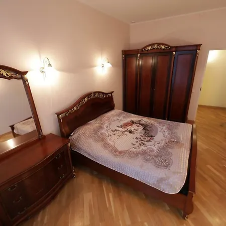Airhome - Aroma Of The Old Town Ταλίν